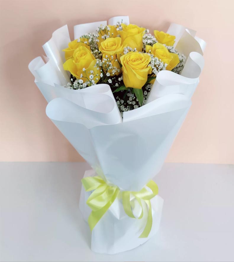 WRAP 6 YELLOW ROSES BOUQUET