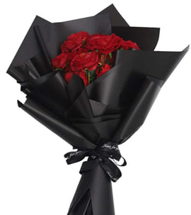 WRAP BLACK 12 RED ROSES