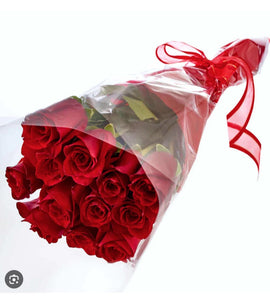 12 RED ROSES WRAP CLEAR & RED BOUQUET